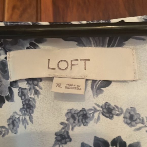 Loft rayon long sleeve blouse - Picture 2 of 4